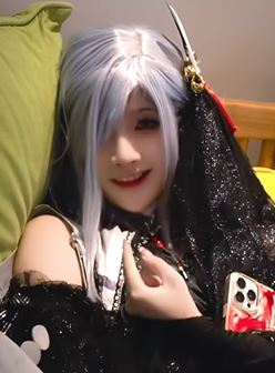 【纸兔】泳池别墅约拍cos是什么体验