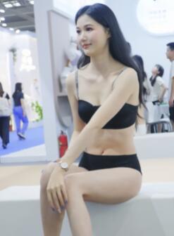 2024深圳内衣展SIUF 内衣秀模特 鸿泰盛