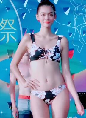 模特秀泳装时尚走秀23