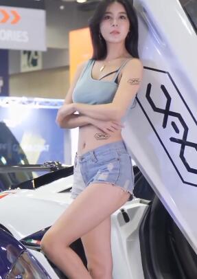 超高清美女模特4k车模4