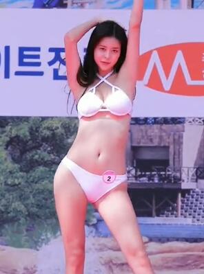 韩国泳装大赛 运动女孩