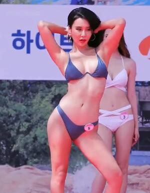 泳衣秀 泳装美女 小姐姐泳装