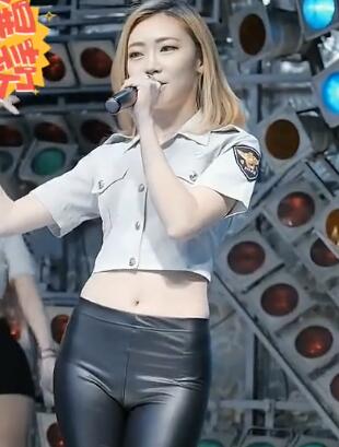 美腿姐姐 翘臀 日常秀身材