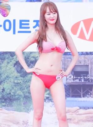 泳装美女 比基尼 夏天就要这么过