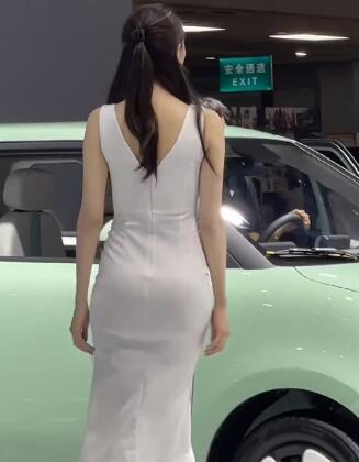 模特大赛 九九时尚t台秀18