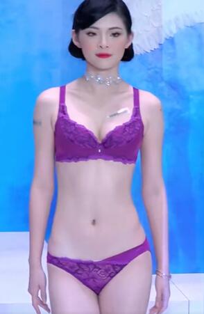 快手模特内衣T台走秀51思薇爾内衣秀场