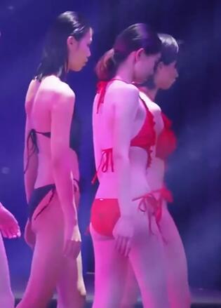 快手模特内衣T台走秀61