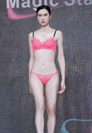 国际潮流文化周时尚内衣秀54