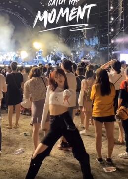 美女跳说散就散DJ舞蹈 越蹦越上头