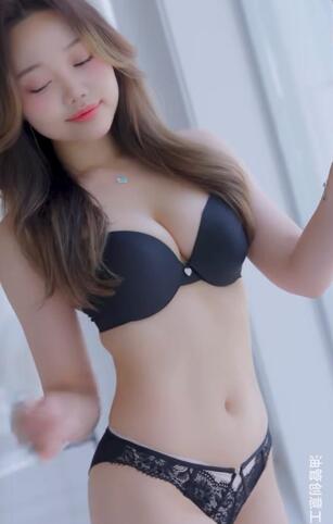 你的4K超清电子女友22