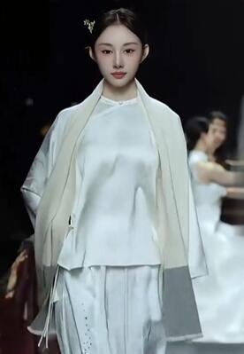 2024原创设计时装周新派中国风秀,模特付雪3
