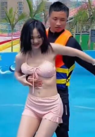 又是开心工作的一天,哈哈