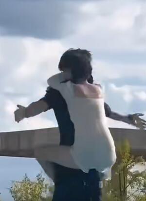 这是谁的女朋友,赶快认领