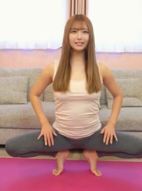 东京大学美女健身季 下盘拉伸挑战