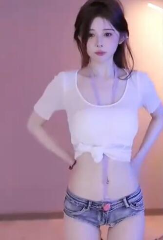 小水熙 嘻嘻 牛仔热裤