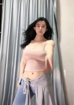 自我负责 瑜伽裤直播 呼之欲出