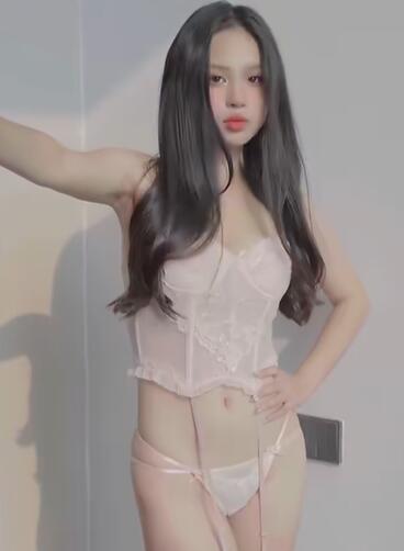 MAX ASIA - 她是上帝的礼物